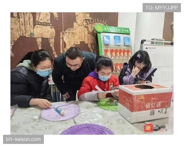 分析：球迷协会调查报告显示，年轻观众对官方APP内付费内容满意度不足50%